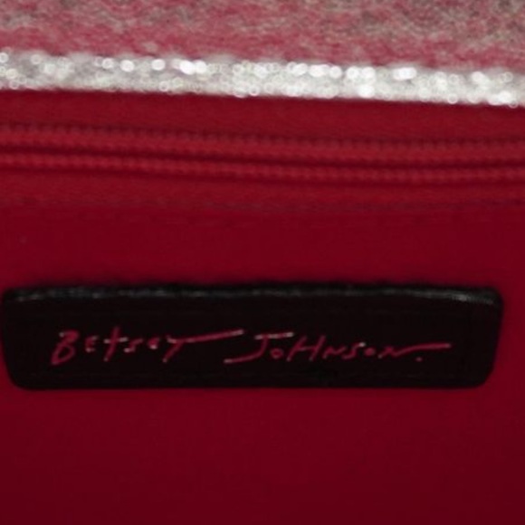 BETSEY Party Line Million Stars Silver Metallic PHONE PURSE Crossbody Bluetooth - Picture 15 of 16